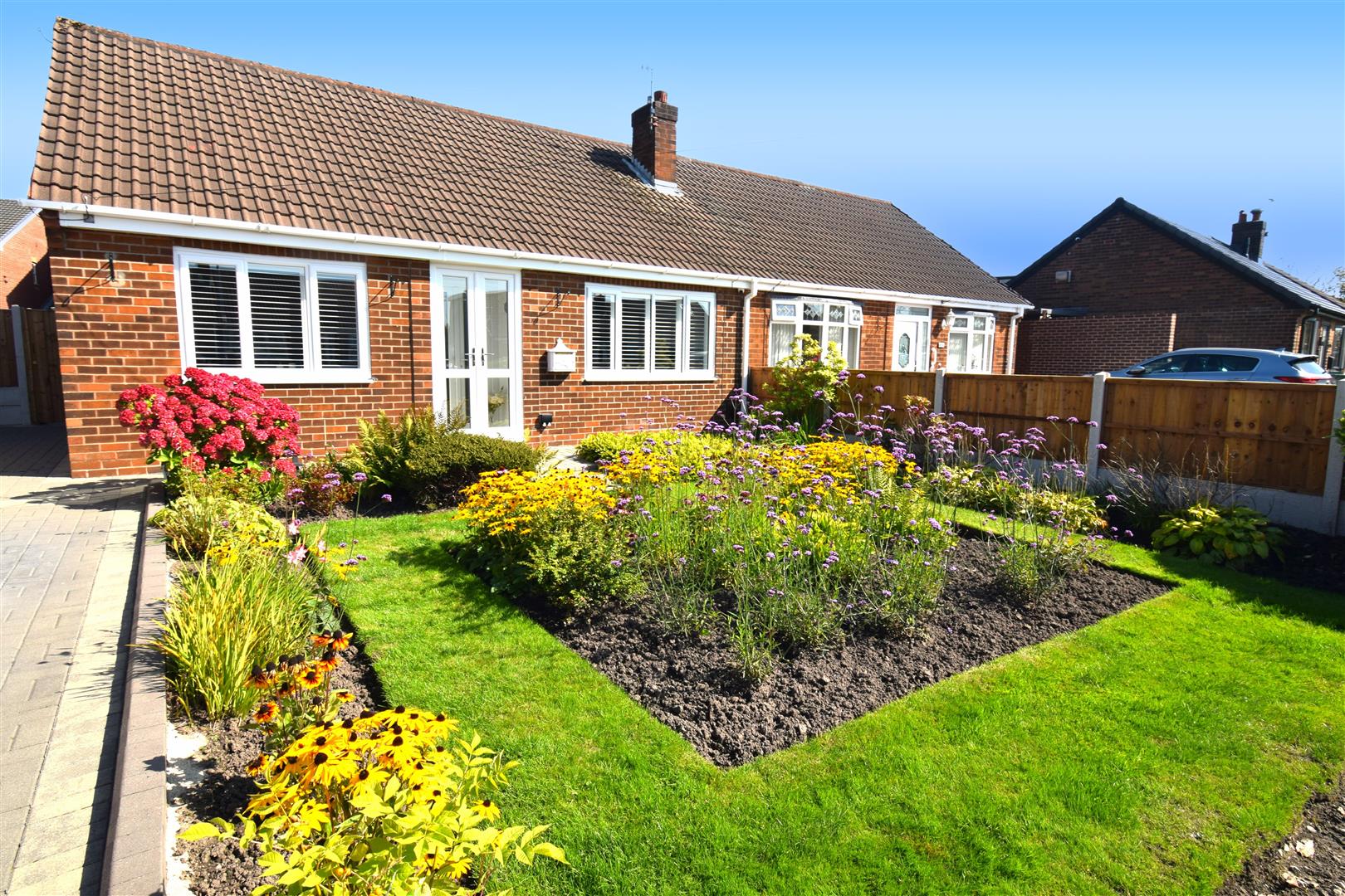 Property Details Charlesworth Estates